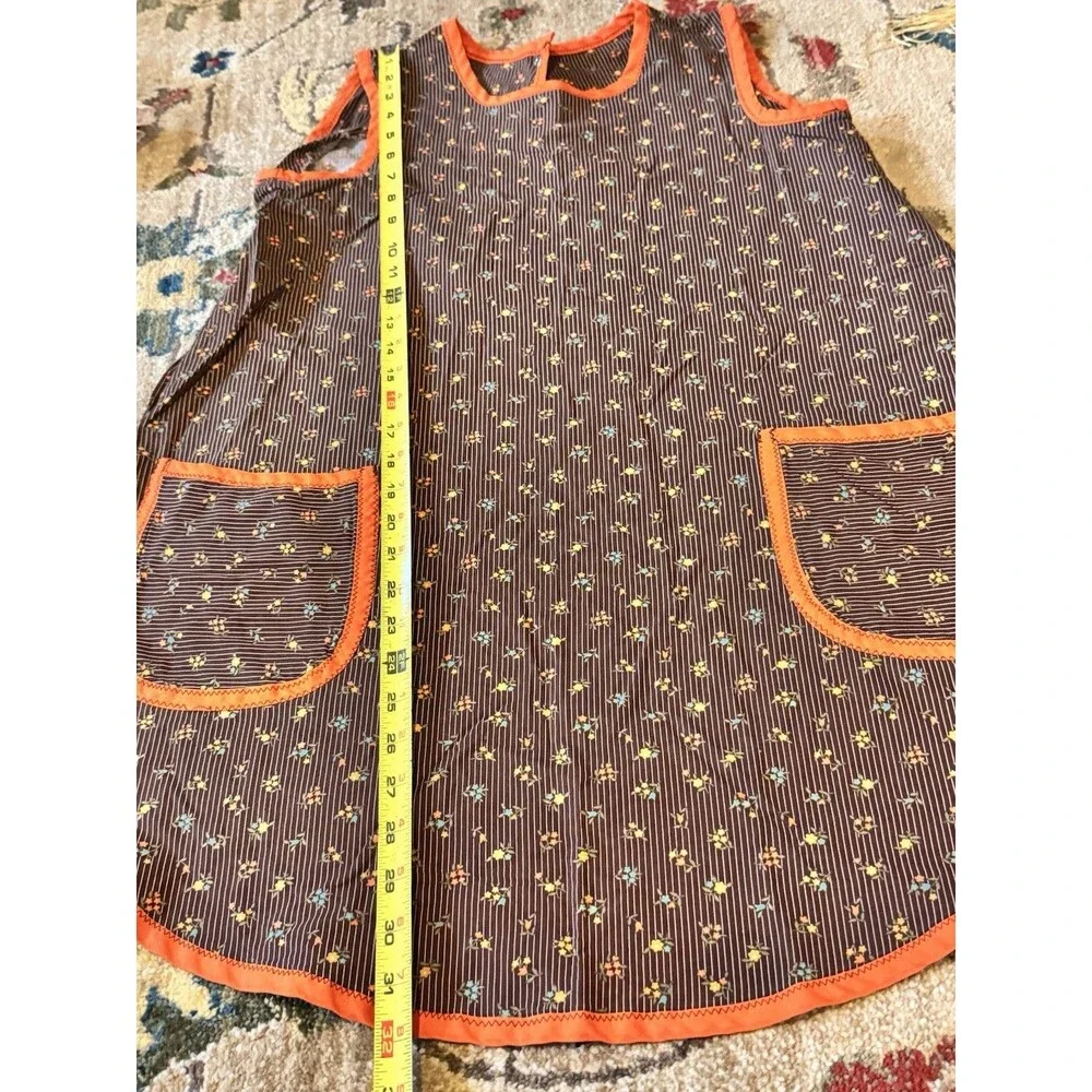 VTG West Cal.46 Full Bib Kitchen Apron Mod Brown Floral Cottagecore Granny 70s